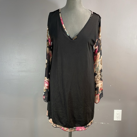 Size Large floral swing dress with beautiful chiffon bell. Body lined. USA - Picture 8 of 17